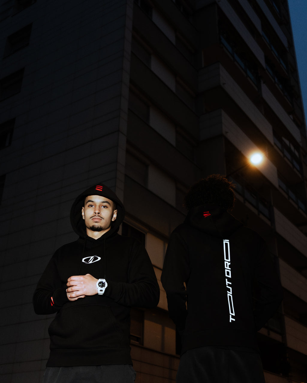 Hoodie Tout Droit - Noir